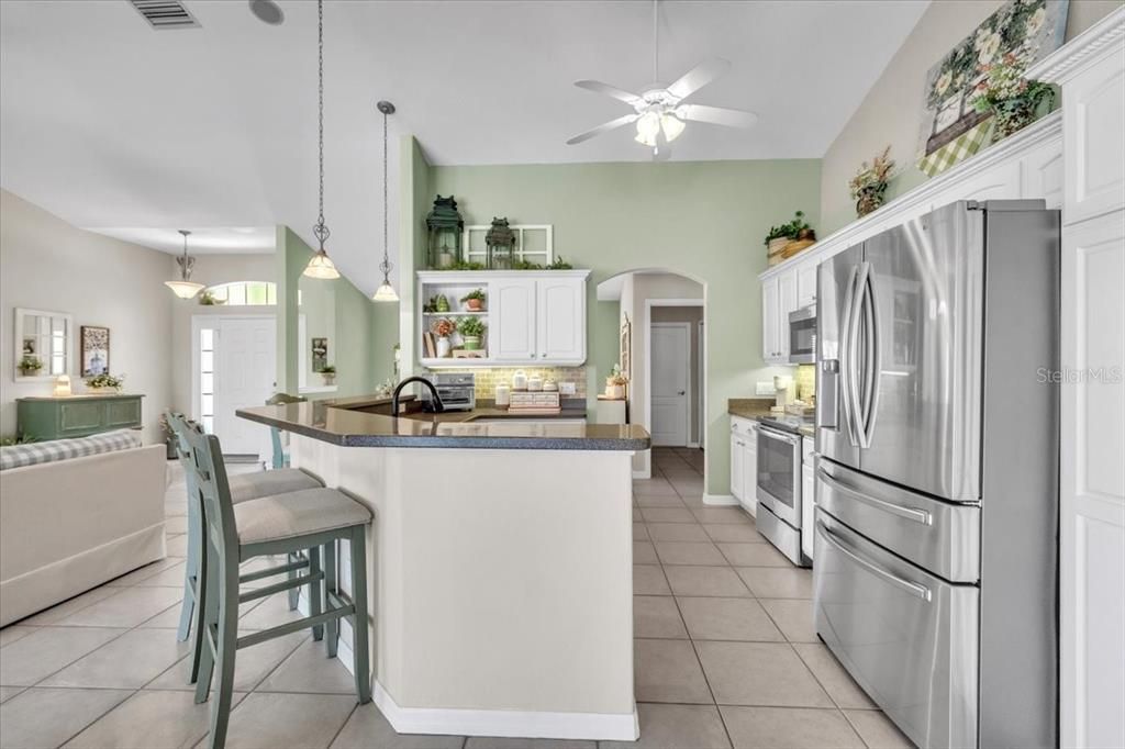 For Sale: $465,000 (3 beds, 2 baths, 2239 Square Feet)