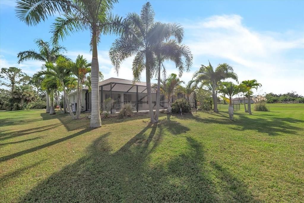 For Sale: $465,000 (3 beds, 2 baths, 2239 Square Feet)