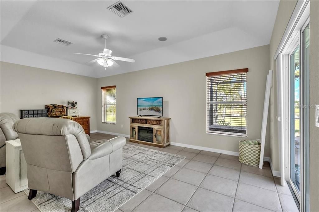 For Sale: $465,000 (3 beds, 2 baths, 2239 Square Feet)