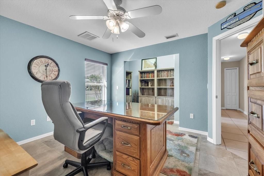 For Sale: $465,000 (3 beds, 2 baths, 2239 Square Feet)