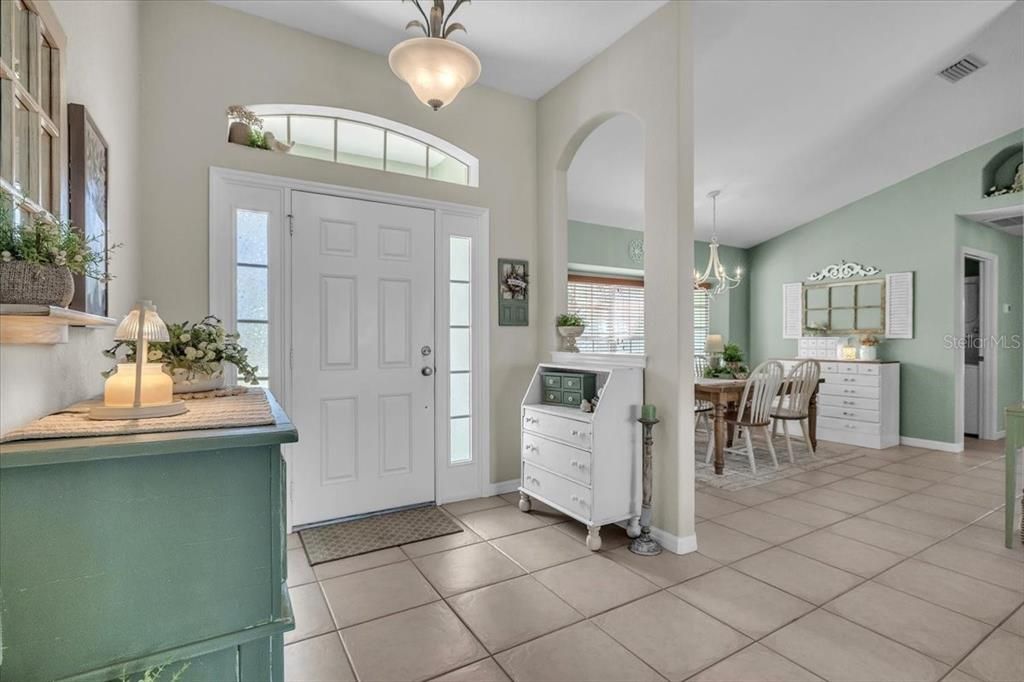 For Sale: $465,000 (3 beds, 2 baths, 2239 Square Feet)