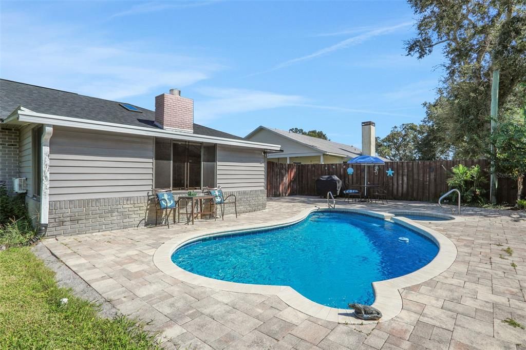 En Venta: $329,900 (3 camas, 2 baños, 1827 Pies cuadrados)