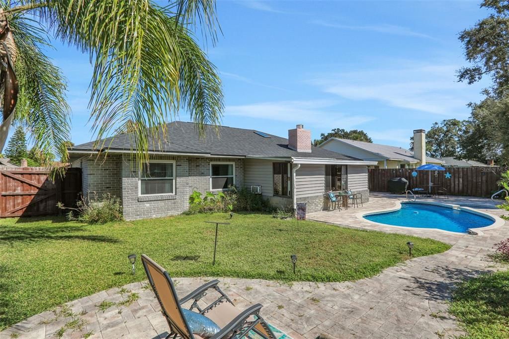 En Venta: $329,900 (3 camas, 2 baños, 1827 Pies cuadrados)