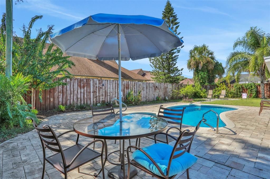 En Venta: $329,900 (3 camas, 2 baños, 1827 Pies cuadrados)