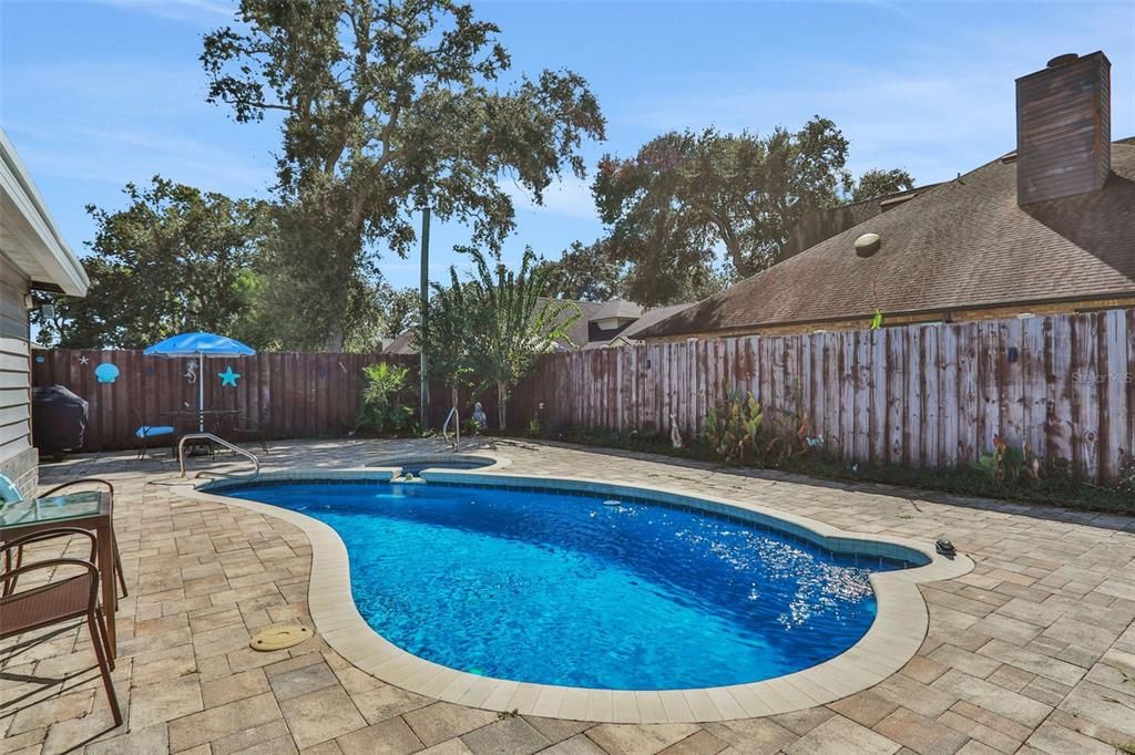 En Venta: $329,900 (3 camas, 2 baños, 1827 Pies cuadrados)