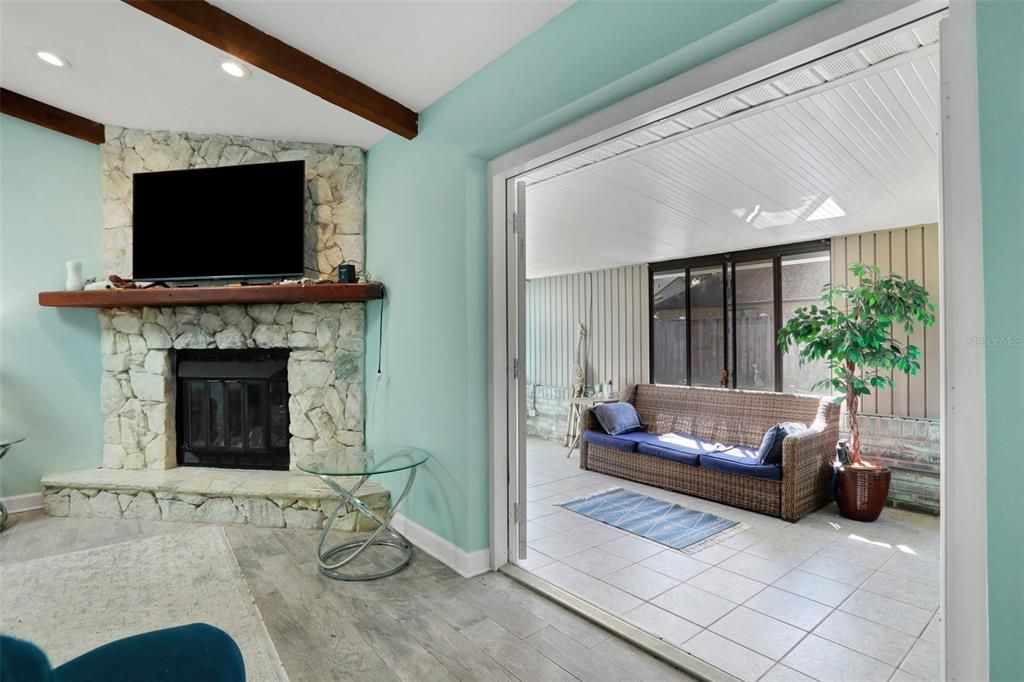 En Venta: $329,900 (3 camas, 2 baños, 1827 Pies cuadrados)