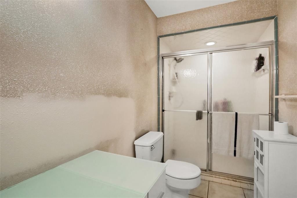 En Venta: $329,900 (3 camas, 2 baños, 1827 Pies cuadrados)