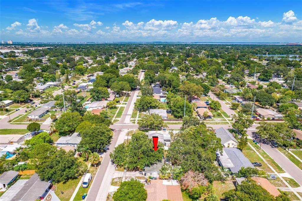 For Rent: $2,600 (4 beds, 2 baths, 1560 Square Feet)