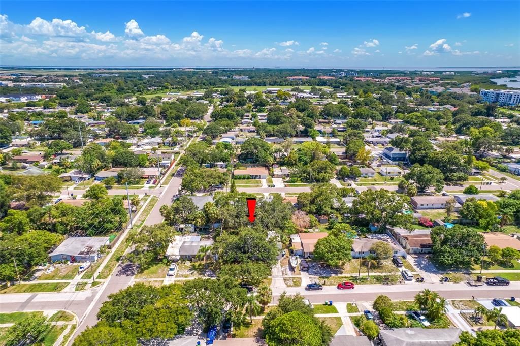 For Rent: $2,600 (4 beds, 2 baths, 1560 Square Feet)