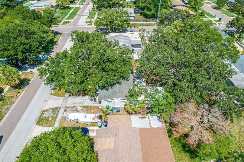 For Rent: $2,600 (4 beds, 2 baths, 1560 Square Feet)