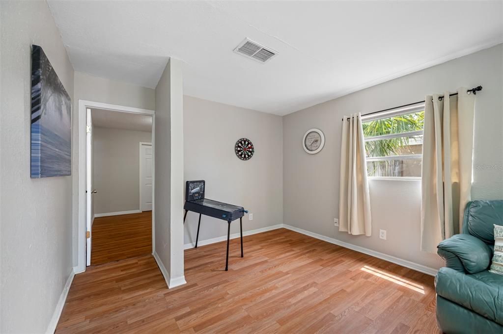 For Rent: $2,600 (4 beds, 2 baths, 1560 Square Feet)