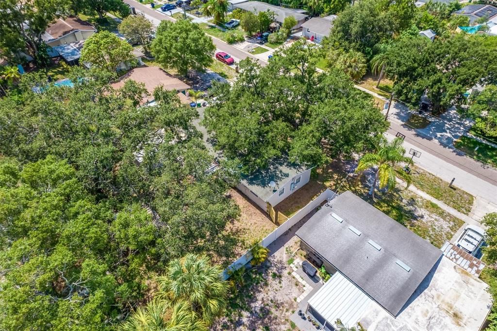 For Rent: $2,600 (4 beds, 2 baths, 1560 Square Feet)