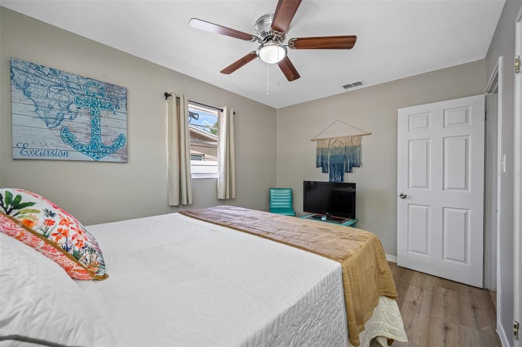 For Rent: $2,600 (4 beds, 2 baths, 1560 Square Feet)