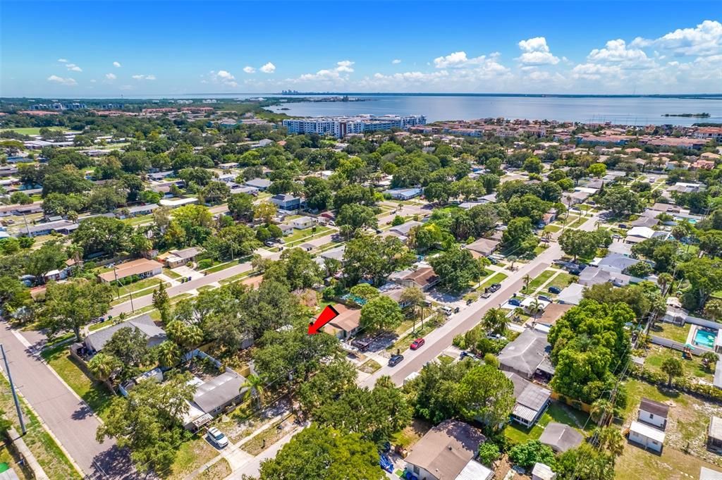 For Rent: $2,600 (4 beds, 2 baths, 1560 Square Feet)