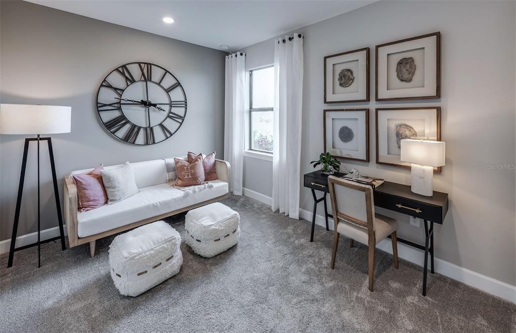 Под контрактом: $675,000 (4 спален, 2 ванн, 2056 Квадратных фут)