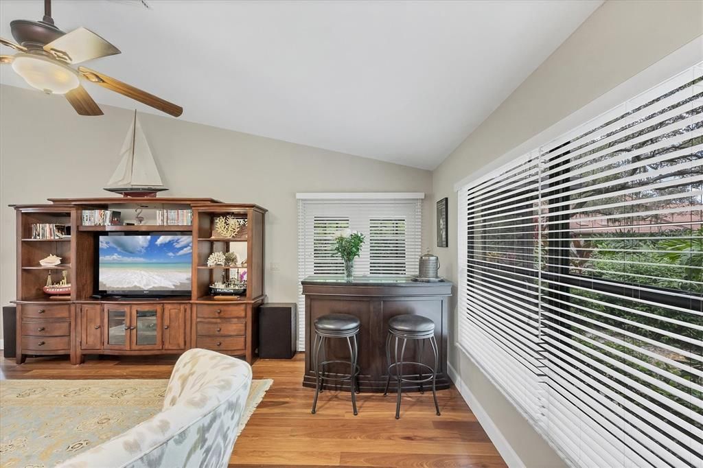 For Sale: $399,900 (3 beds, 2 baths, 2018 Square Feet)