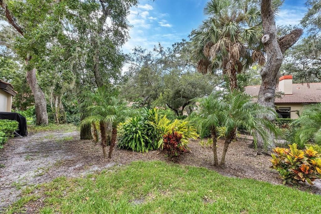 For Sale: $399,900 (3 beds, 2 baths, 2018 Square Feet)