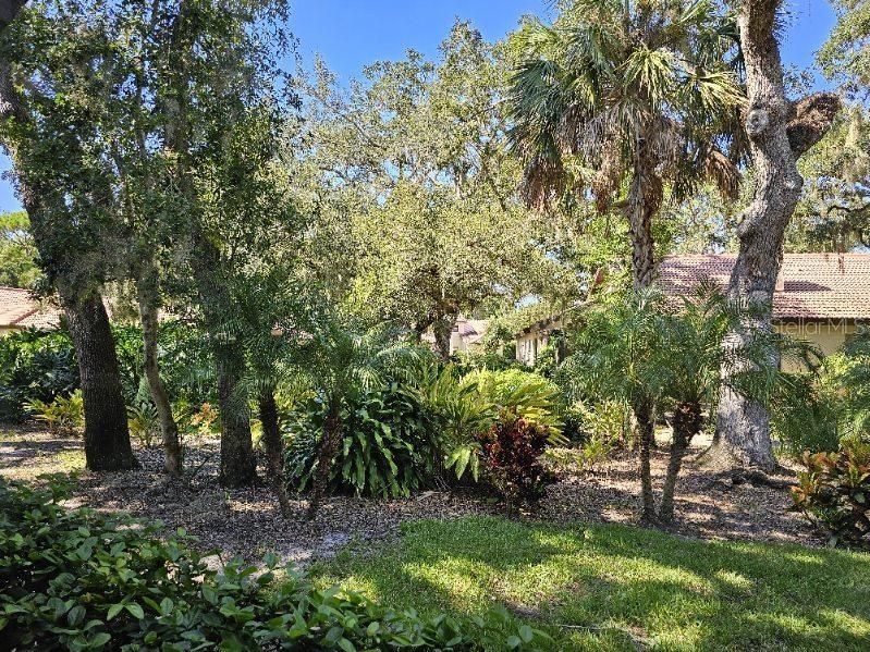 For Sale: $399,900 (3 beds, 2 baths, 2018 Square Feet)