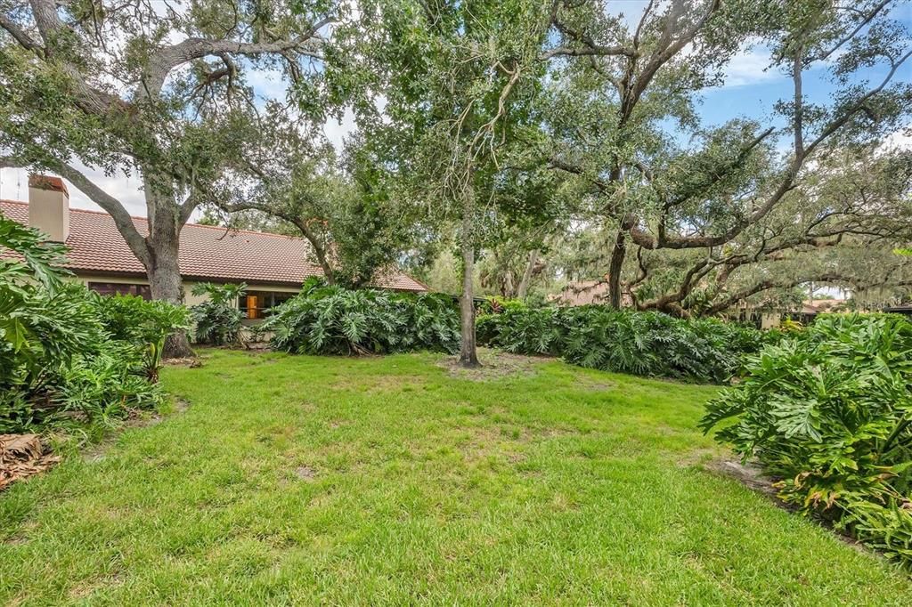 For Sale: $399,900 (3 beds, 2 baths, 2018 Square Feet)