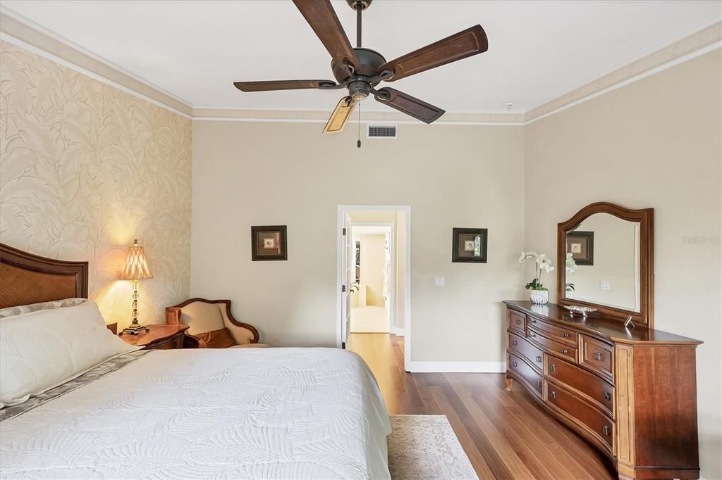 For Sale: $399,900 (3 beds, 2 baths, 2018 Square Feet)