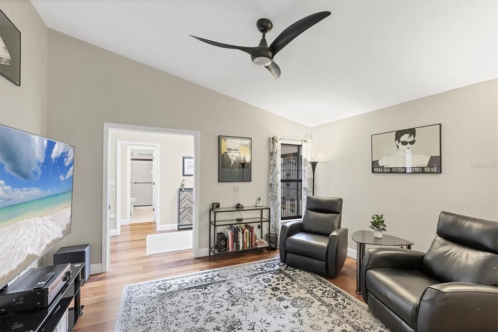 For Sale: $399,900 (3 beds, 2 baths, 2018 Square Feet)
