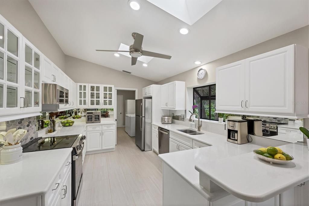 For Sale: $399,900 (3 beds, 2 baths, 2018 Square Feet)