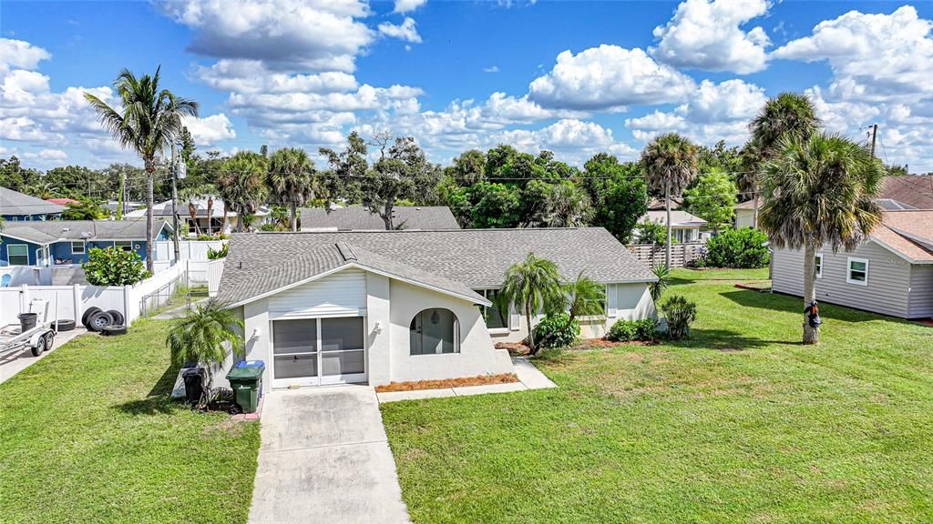 For Sale: $310,000 (3 beds, 2 baths, 1548 Square Feet)