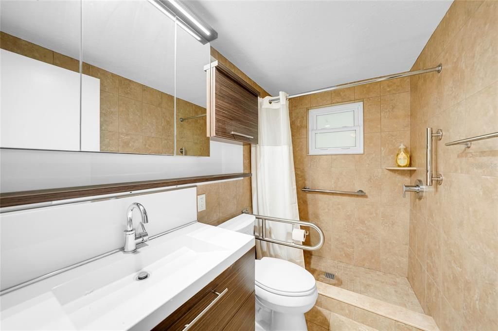 For Sale: $310,000 (3 beds, 2 baths, 1548 Square Feet)