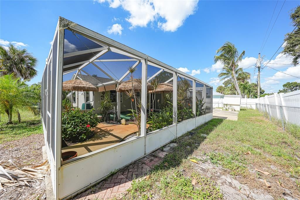 For Sale: $310,000 (3 beds, 2 baths, 1548 Square Feet)