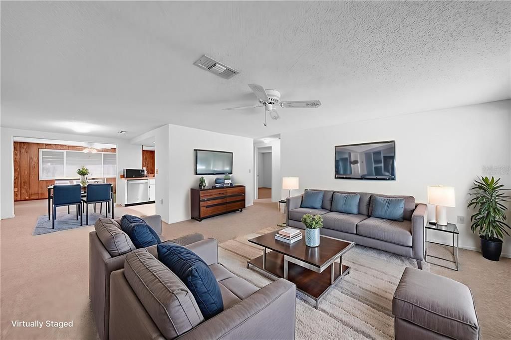 For Sale: $310,000 (3 beds, 2 baths, 1548 Square Feet)