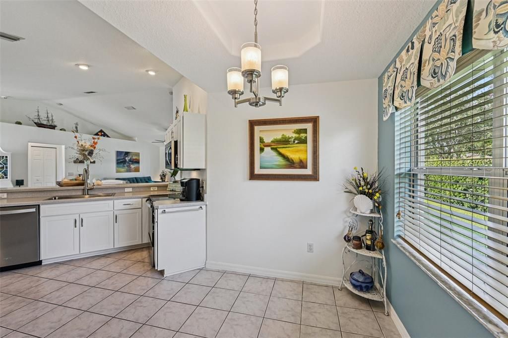 На продажу: $415,000 (3 спален, 2 ванн, 1513 Квадратных фут)