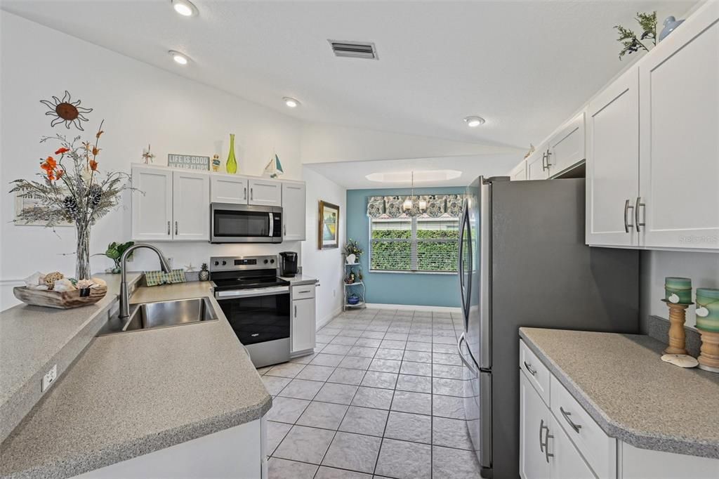 На продажу: $415,000 (3 спален, 2 ванн, 1513 Квадратных фут)