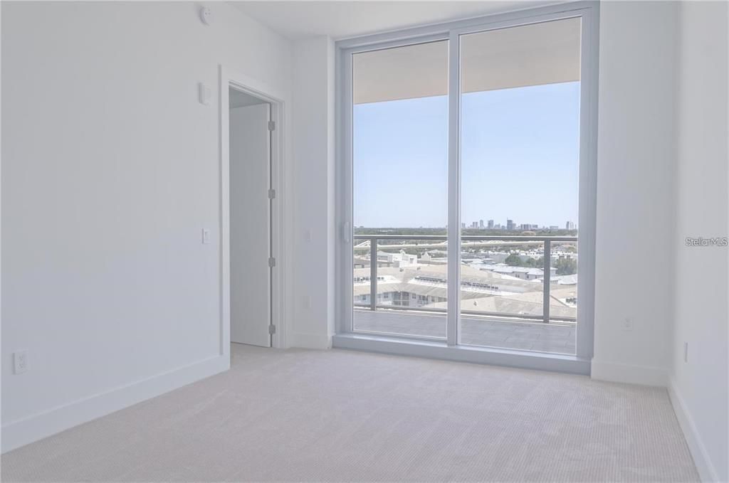 For Sale: $1,099,999 (2 beds, 2 baths, 1723 Square Feet)