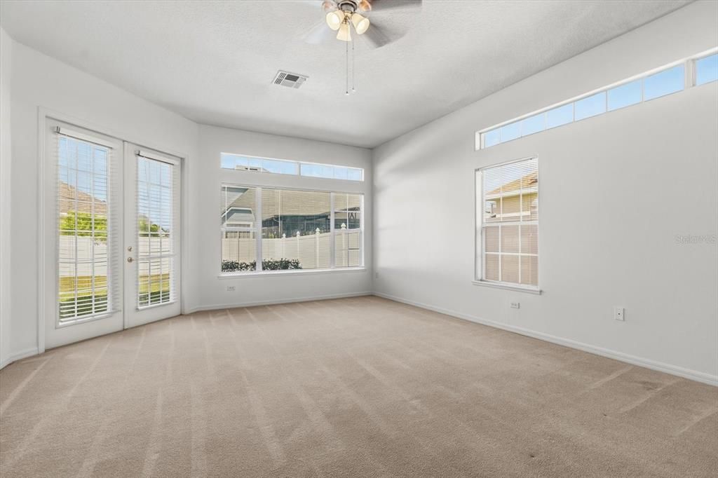 待售: $700,000 (4 贝兹, 3 浴室, 3261 平方英尺)