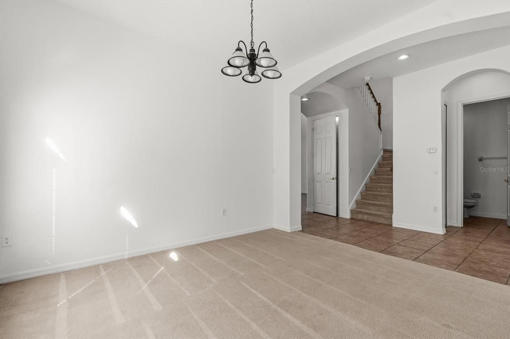 待售: $700,000 (4 贝兹, 3 浴室, 3261 平方英尺)