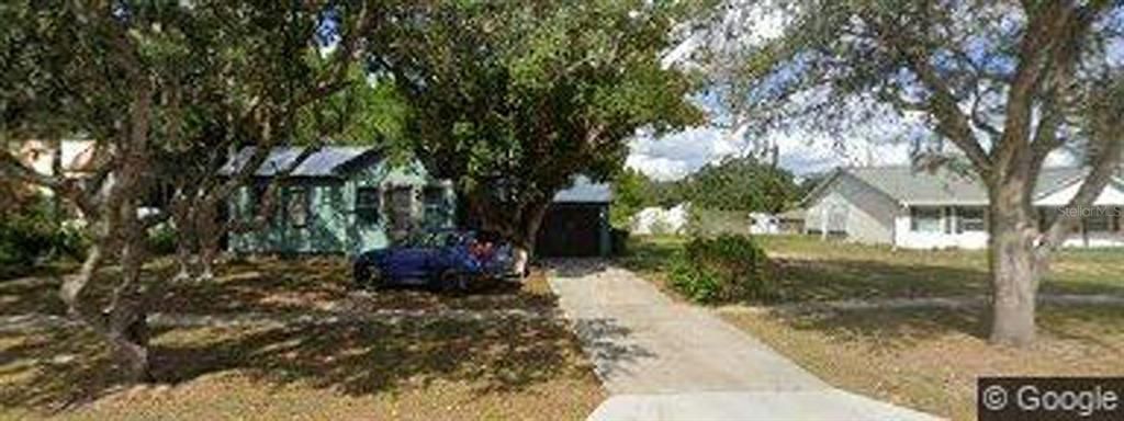 For Sale: $235,000 (2 beds, 2 baths, 989 Square Feet)