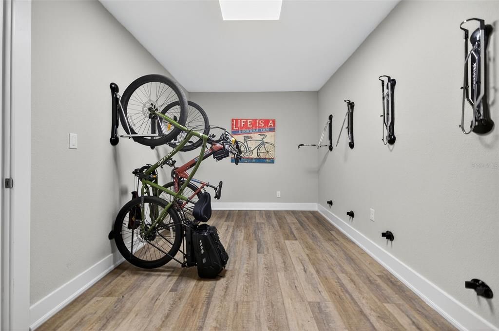 For Rent: $1,547 (1 beds, 1 baths, 610 Square Feet)