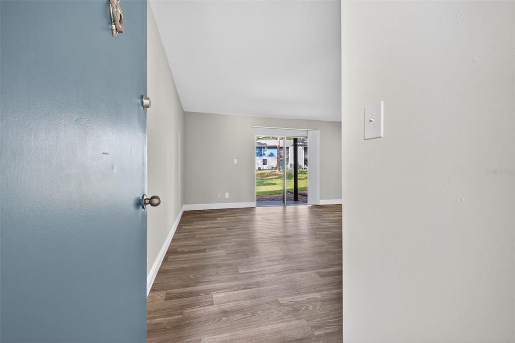 For Rent: $1,547 (1 beds, 1 baths, 610 Square Feet)