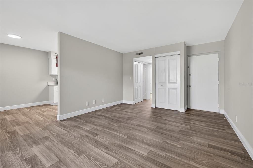 For Rent: $1,547 (1 beds, 1 baths, 610 Square Feet)