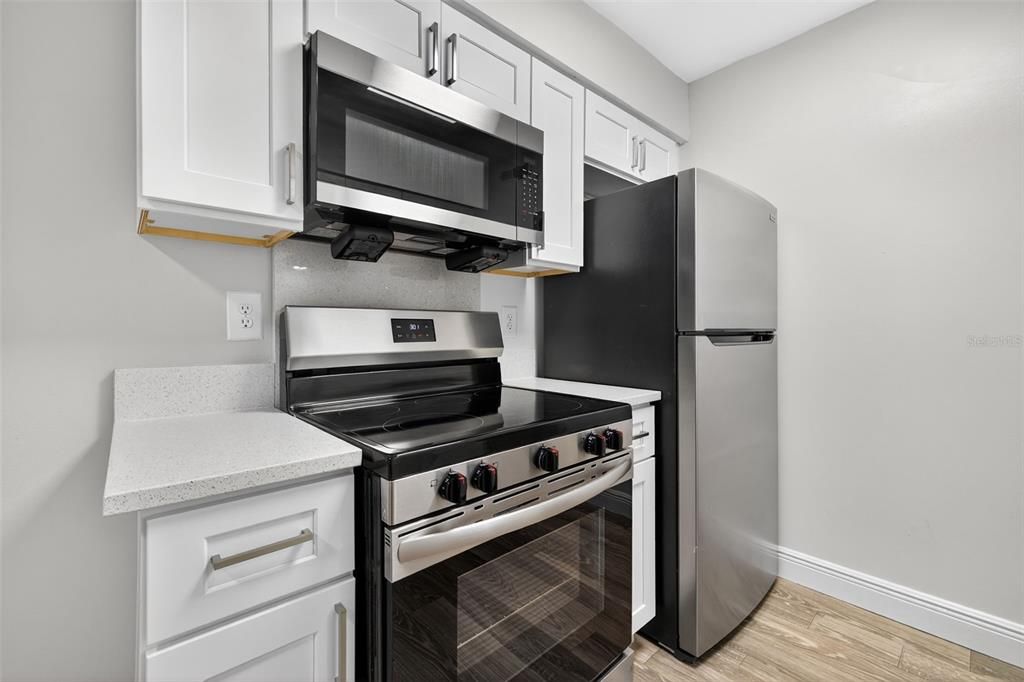 For Rent: $1,547 (1 beds, 1 baths, 610 Square Feet)