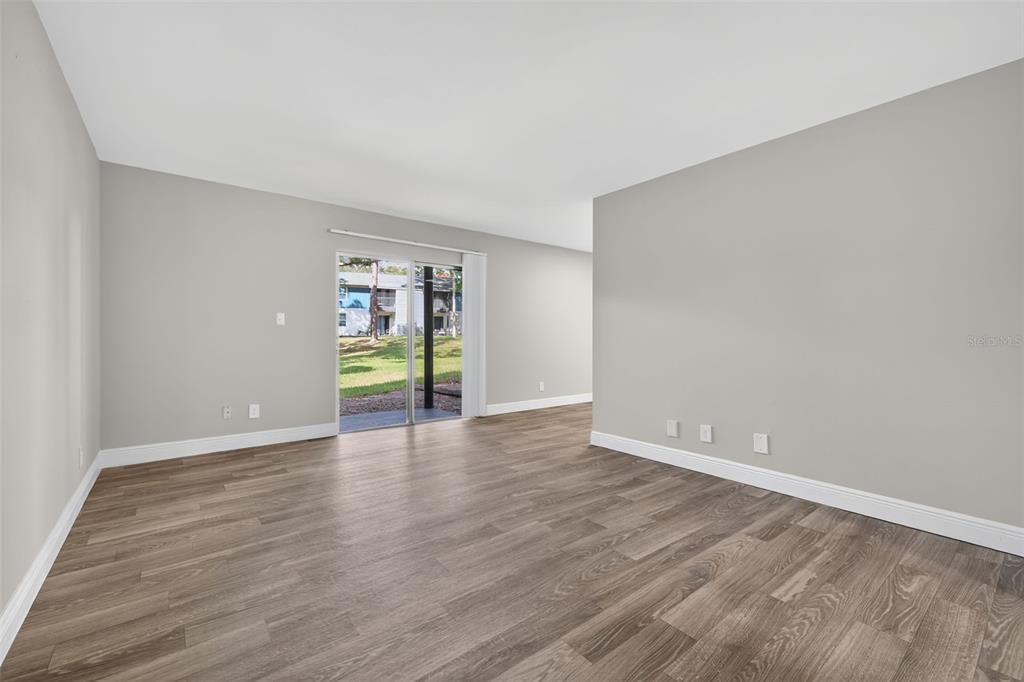 For Rent: $1,547 (1 beds, 1 baths, 610 Square Feet)