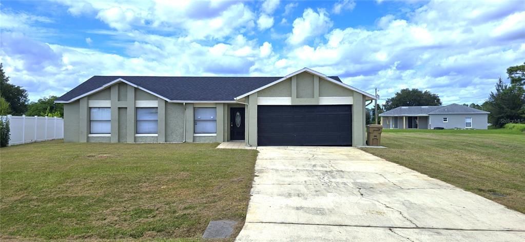 For Sale: $280,000 (3 beds, 2 baths, 1422 Square Feet)