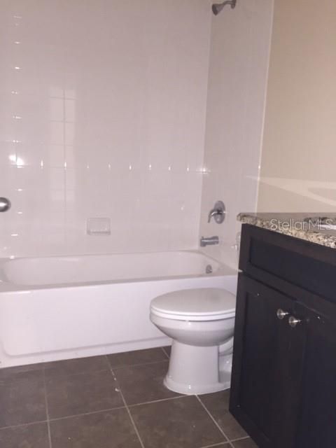 Active With Contract: $1,695 (3 beds, 2 baths, 1370 Square Feet)