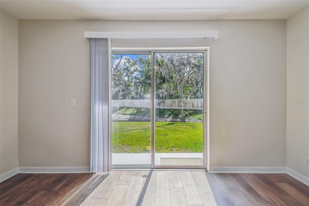 For Sale: $225,000 (2 beds, 2 baths, 1254 Square Feet)