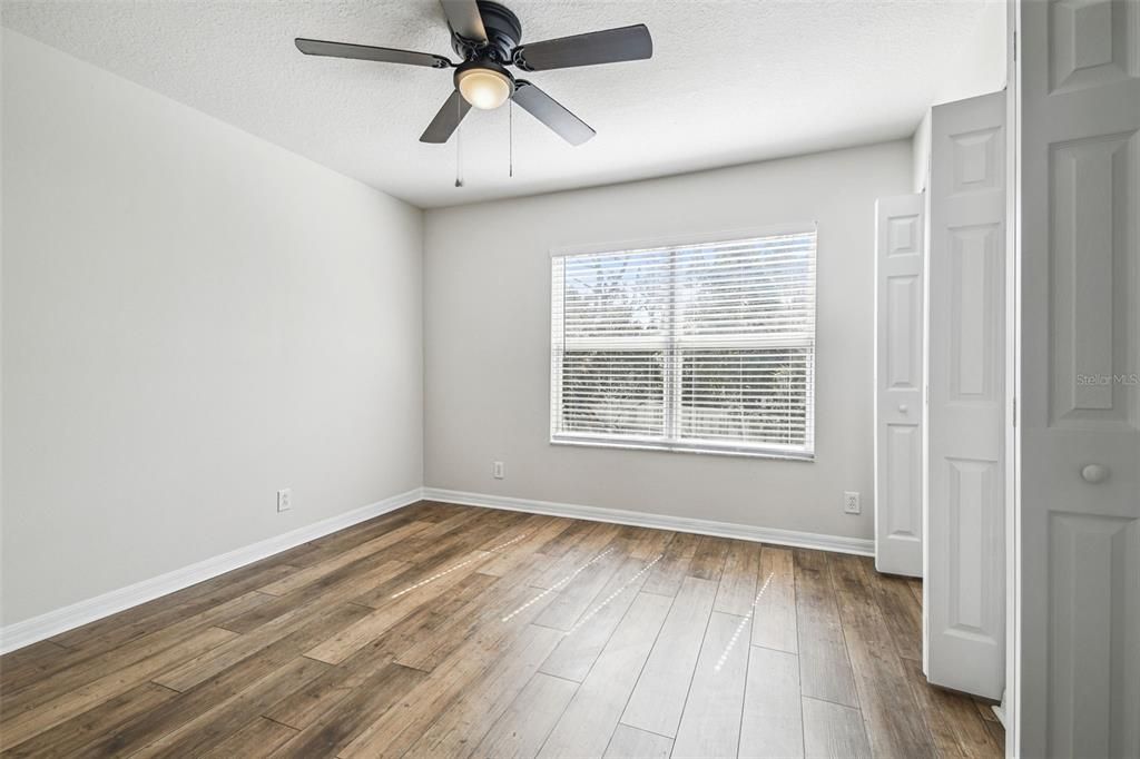 For Sale: $225,000 (2 beds, 2 baths, 1254 Square Feet)