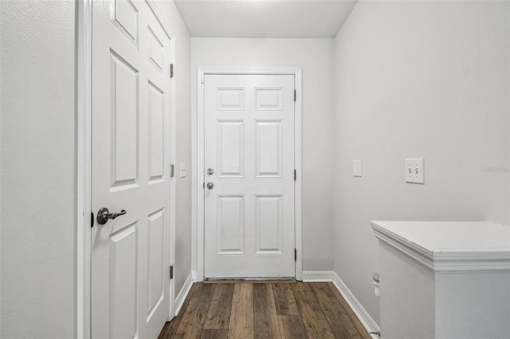 For Sale: $225,000 (2 beds, 2 baths, 1254 Square Feet)