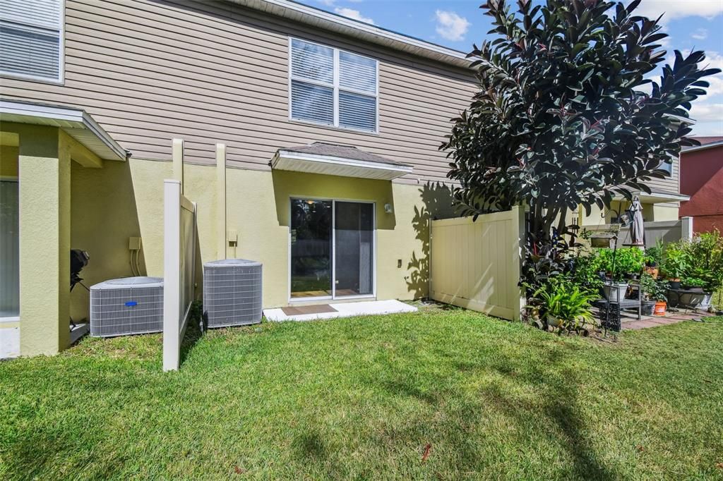 For Sale: $225,000 (2 beds, 2 baths, 1254 Square Feet)