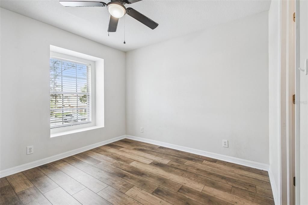 For Sale: $225,000 (2 beds, 2 baths, 1254 Square Feet)