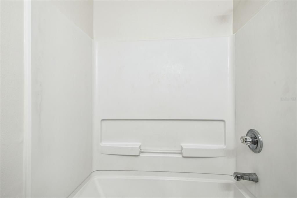 For Sale: $225,000 (2 beds, 2 baths, 1254 Square Feet)