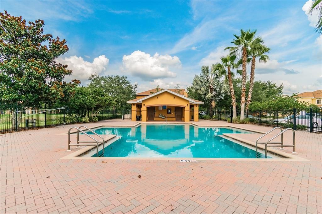 For Sale: $225,000 (2 beds, 2 baths, 1254 Square Feet)